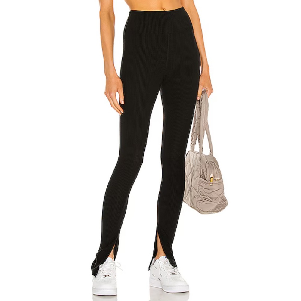 YEAR OF OURS SPLIT LEGGINGS